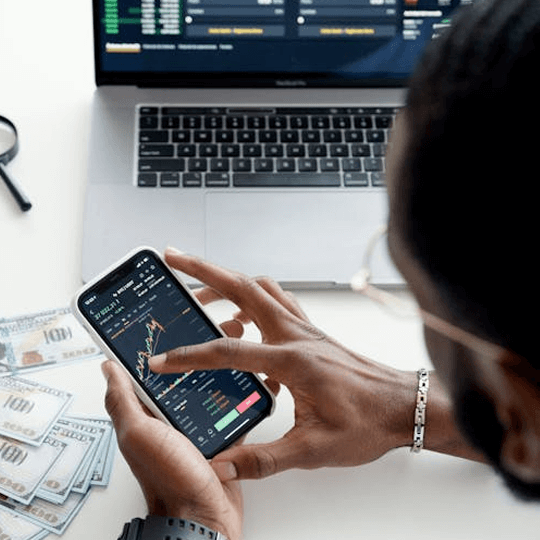 Swap Embolex X équipe d'experts en investissement cryptographique